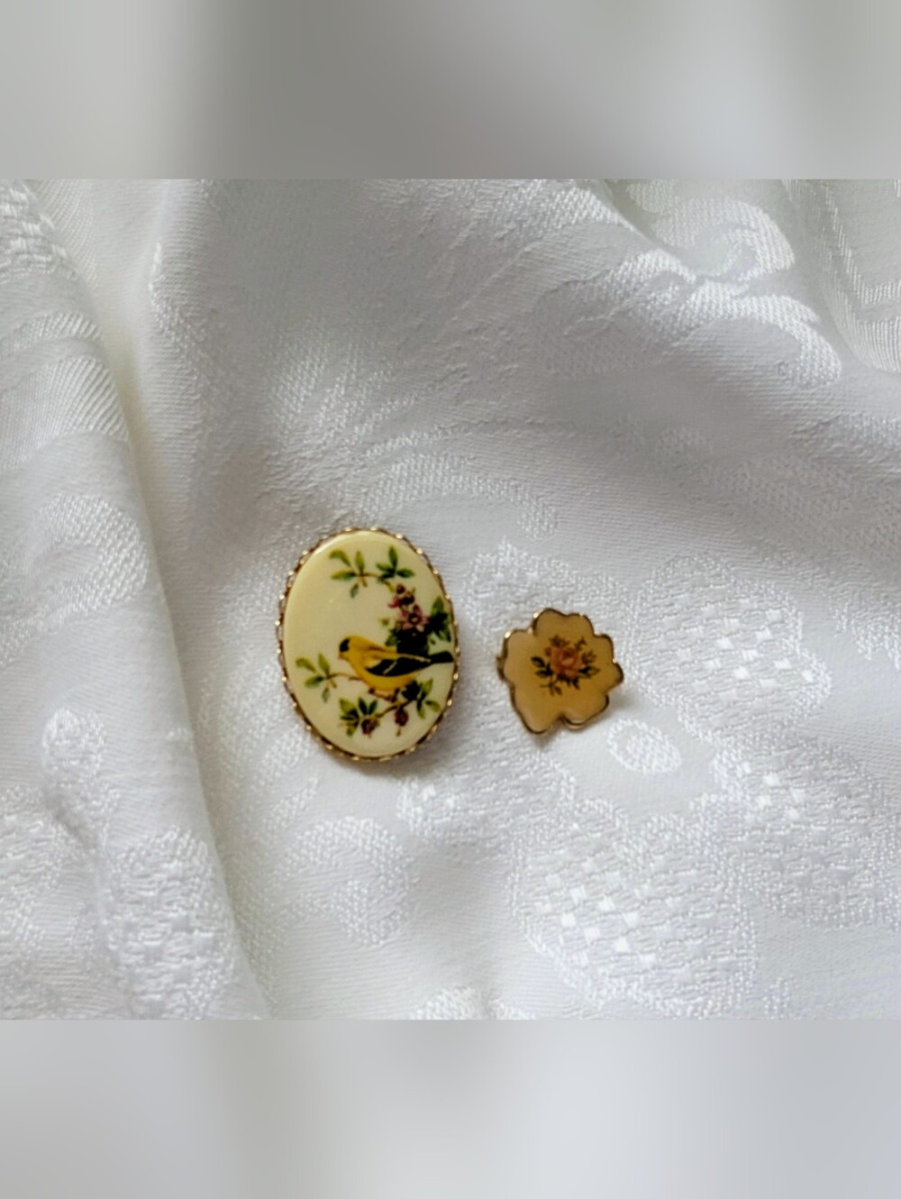Vintage Metal Brooches - Set of 2: Birds and Flowers - Pre Owned